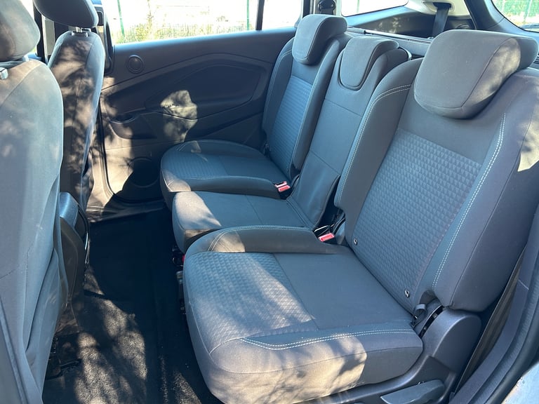 2017 Ford Grand C-MAX 1.0 T Zetec 5dr 7st Petrol
