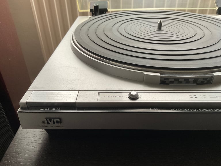 image for JVC direct drive turntable