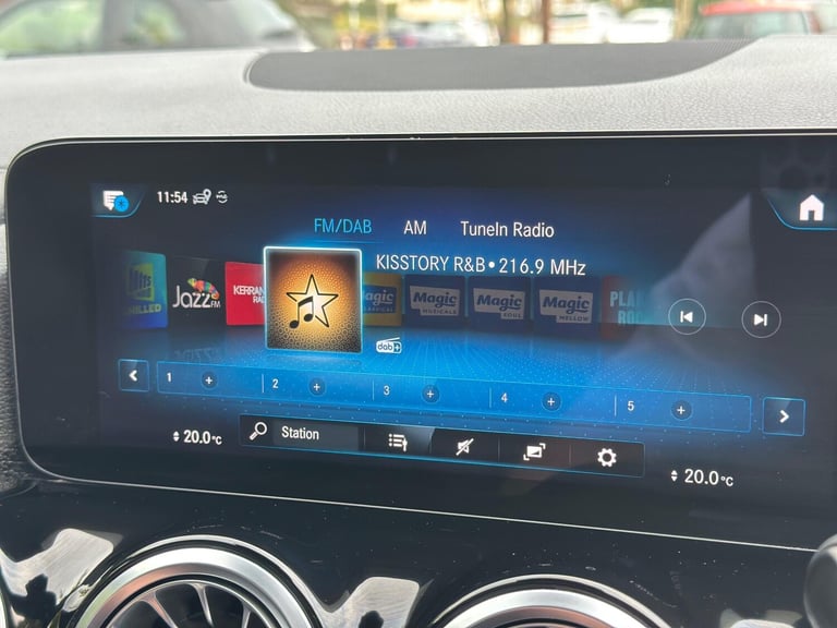 2022 Mercedes-Benz GLA 1.3 GLA250e 15.6kWh Exclusive Edition (Premium Plus) 8G-DCT Euro 6 (s/s) 5...