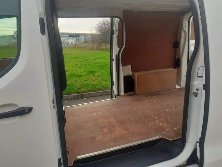 2018 Citroen Dispatch 1400 2.0 BlueHDi 120 Van Enterprise PANEL VAN Diesel Manual