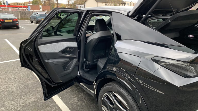 2024 Peugeot 3008 73kWh GT SUV 5dr Electric Auto (210 ps) SUV Electric Automatic