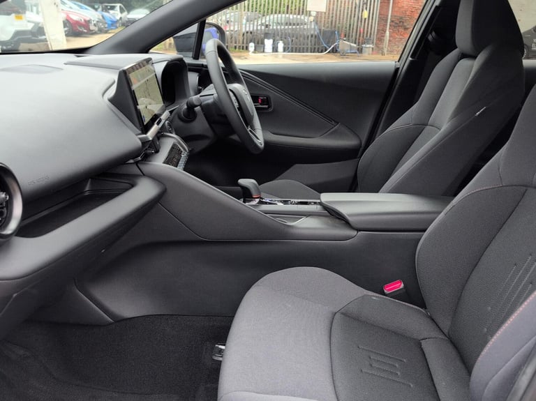 2024 Toyota C-HR 1.8 Hybrid Design 5dr CVT SUV Hybrid Automatic