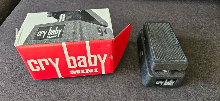 image for Dunlop Mini Cry Baby Wah Wah Effects Pedal