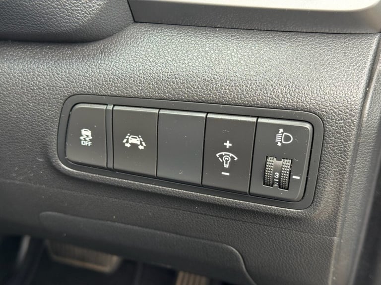 2018 Hyundai TUCSON 1.7 CRDi Blue Drive SE Nav SUV 5dr Diesel DCT Euro 6 (s/s) (141 ps) ESTATE Di...