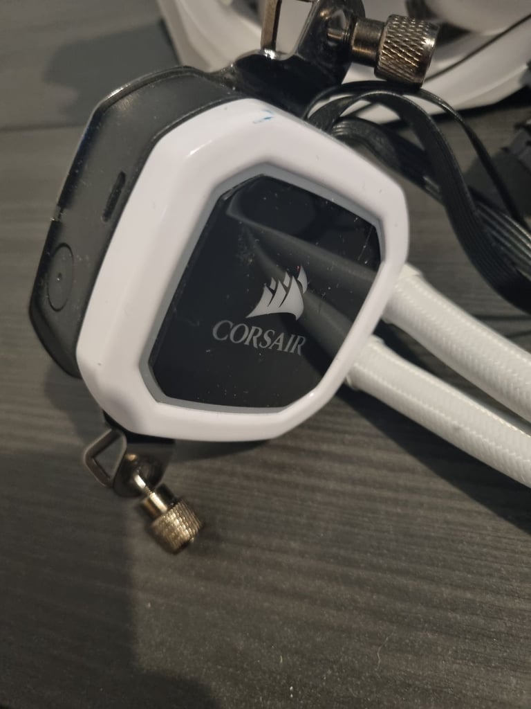 am4 amd 240mm White Rgb Corsair watercooler aio liquid cooling for gaming pc desktop computer