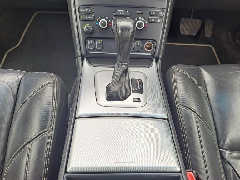 2013 Volvo XC90 2.4 D5 R-Design Nav Geartronic 4WD Euro 5 5dr ESTATE Diesel Automatic