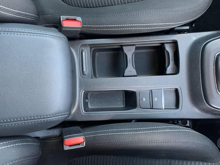 2022 Ford Focus 1.0T EcoBoost MHEV Titanium Euro 6 (s/s) 5dr HATCHBACK Petrol/Electric Hybrid Manual
