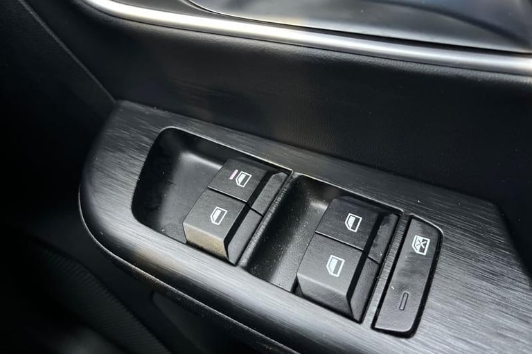 2024 MG MG ZS 1.5 Hybrid+ Trophy 5dr Auto HATCHBACK PETROL/ELECTRIC Automatic