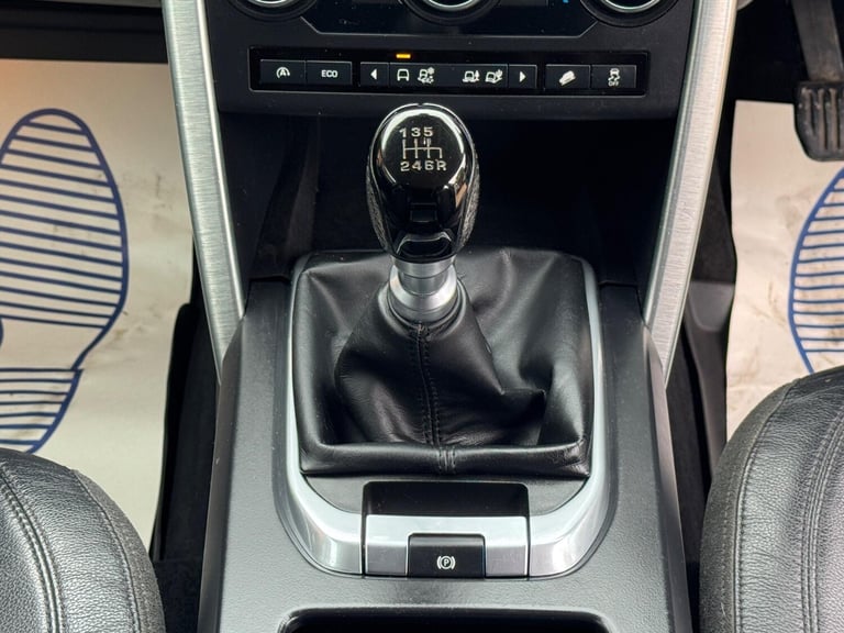 2017 Land Rover Discovery Sport 2.0 TD4 SE Tech 4WD Euro 6 (s/s) 5dr ESTATE Diesel Manual