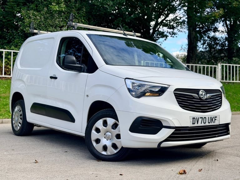 image for 2020 Vauxhall Combo 1.6 Turbo D 2300 Sportive Panel Van 4dr Diesel Manual L1 H1 Euro 6 (s/s) (1 P...