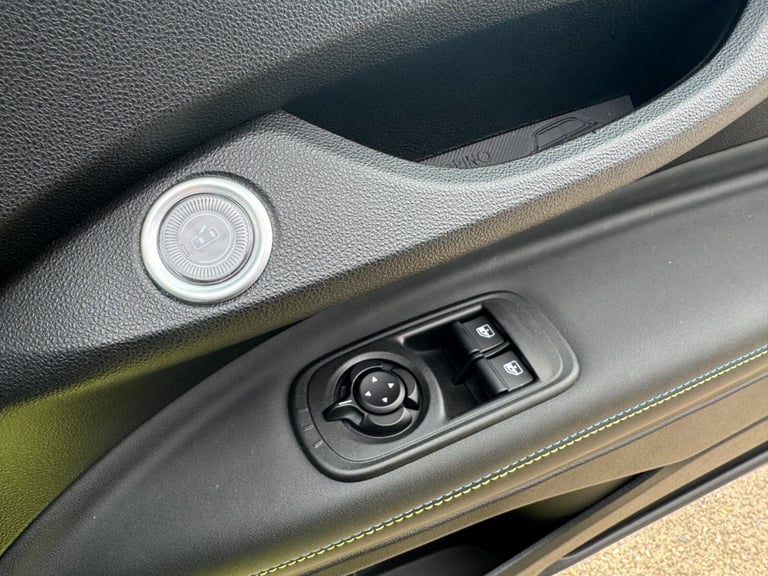 2023 Abarth 500 114kW Turismo 42.2kWh 3dr Auto Hatchback Electric Automatic