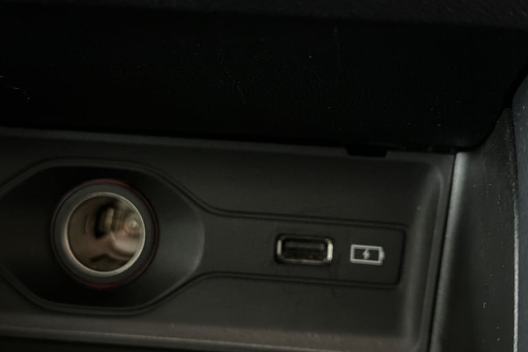 2025 MG MG HS 106287 Hatchback Petrol Automatic