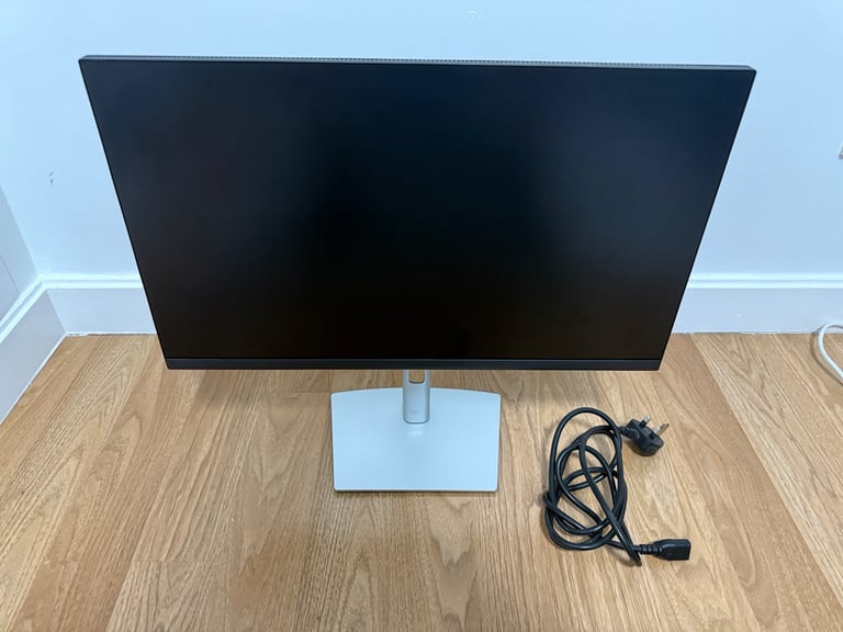 image for Dell P2422H 24 Inch Full HD (1920x1080) Monitor, 60Hz, IPS, 5ms, 99% sRGB, DisplayPort, HDMI