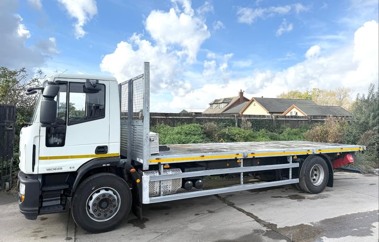 2014 IVECO EUROCARGO 180E25 ALLOY FLATBED EURO-6 18TON U-LEZ !! 5,000 MILES !!