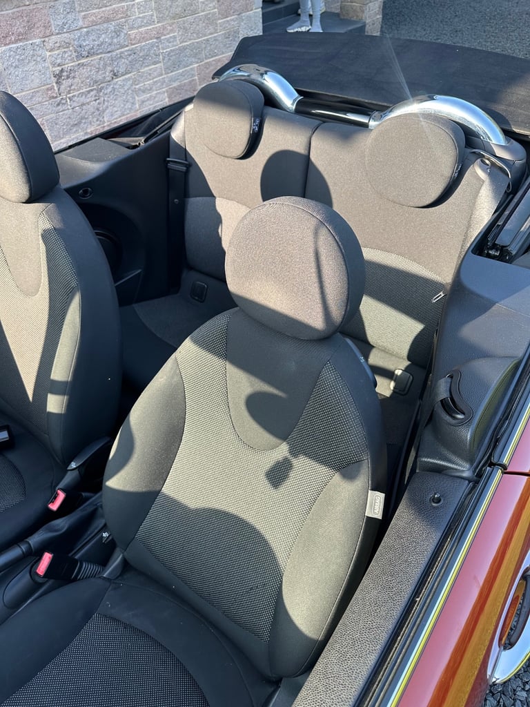 Mini, CONVERTIBLE, Convertible, 2013, Manual, 1598 (cc), 2 doors