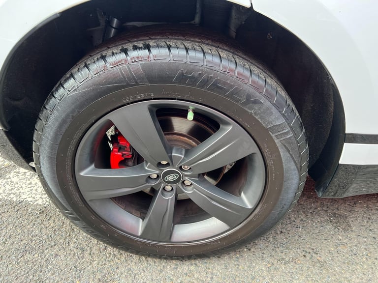 2017 Land Rover Range Rover Velar 2.0 D180 R-Dynamic S Auto 4WD Euro 6 (s/s) 5dr ESTATE Diesel Au...