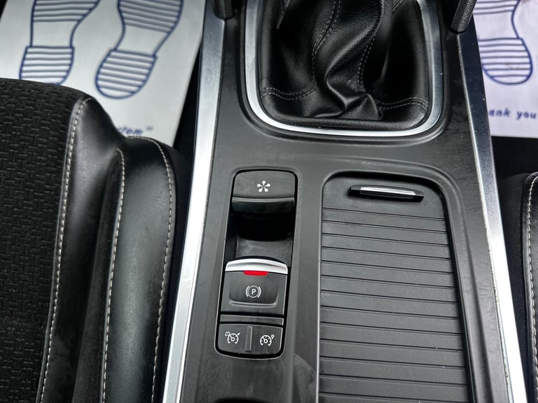 2017 Renault Megane 1.5 dCi Dynamique S Nav Euro 6 (s/s) 5dr HATCHBACK Diesel Manual