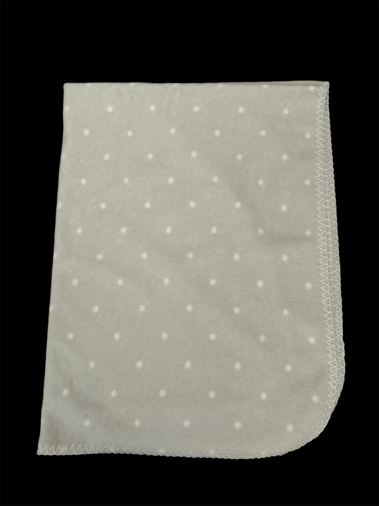x4 Baby Blankets Cot Blankets Comforters Soothers From 39” x 29” Beautiful Variety £9 each