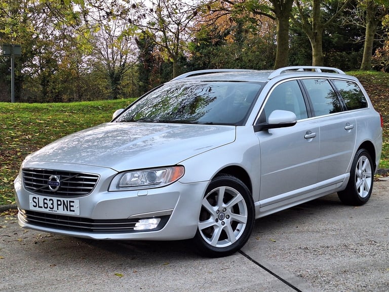 VOLVO V70 2.4 D5 SE Lux 2013