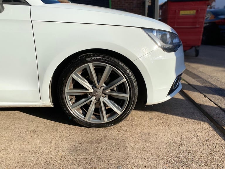 2012 Audi A1 1.6 TDI Sport Sportback Euro 5 (s/s) 5dr HATCHBACK Diesel Manual