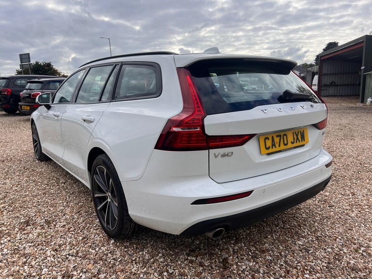 2020 Volvo V60 2.0 B3 MHEV Momentum Estate 5dr Petrol Hybrid Auto Euro 6 (s/s)