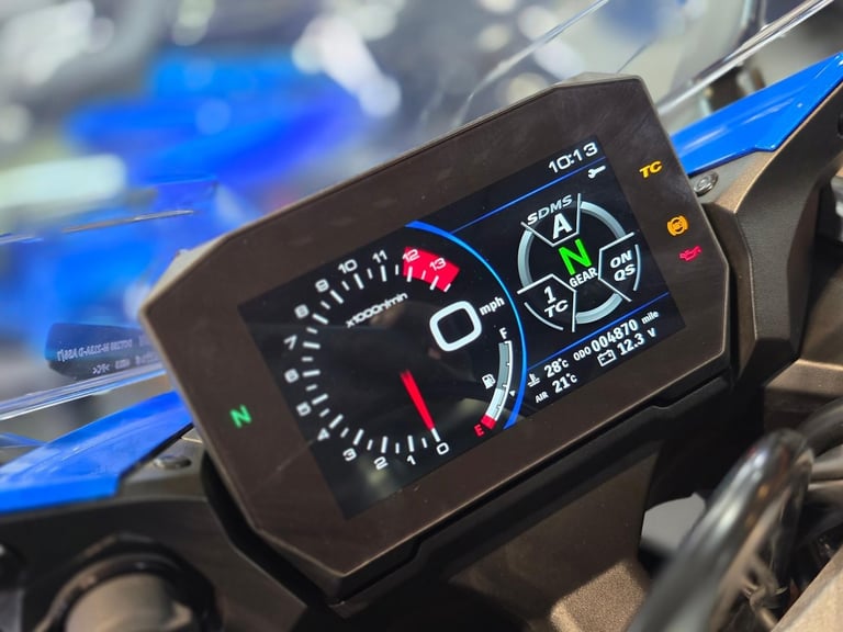 2023 SUZUKI GSX-S 1000 GT LUGGAGE WITH 4,870 MILE'S 