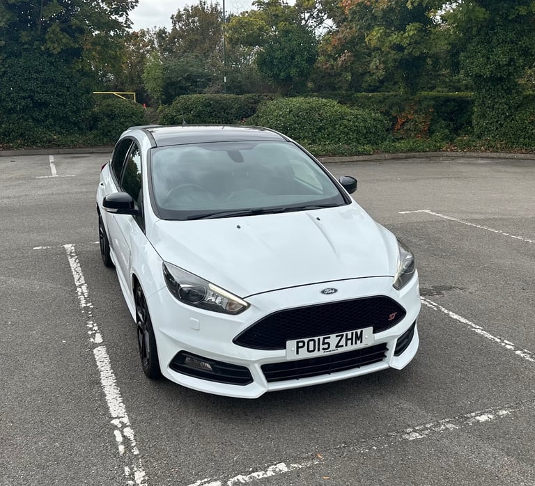 Ford, FOCUS, Hatchback, 2015, Manual, 1997 (cc), 5 doors