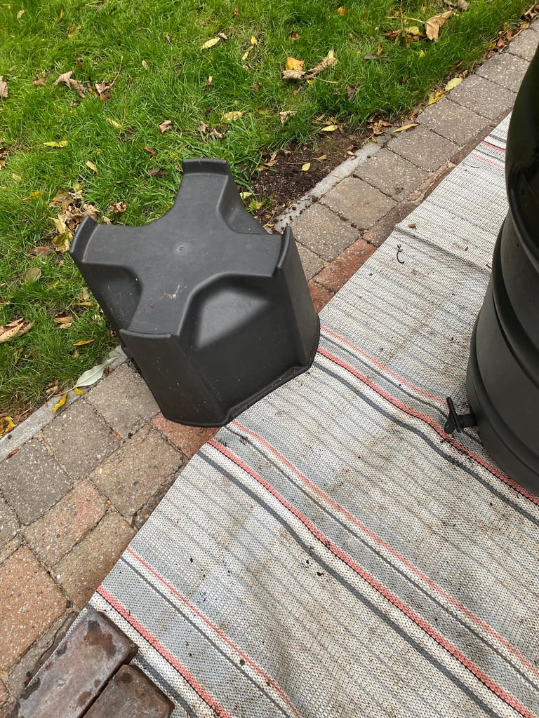 Water Butt and stand