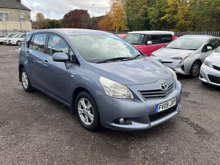 2009 Toyota Verso 2.0 D-4D TR 5dr MPV DIESEL Manual