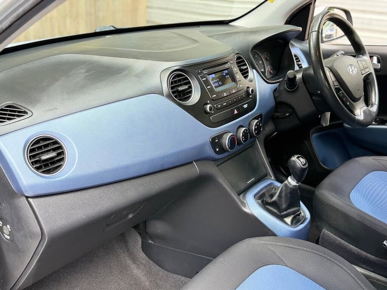 2017 Hyundai i10 1.0 PREMIUM CHEAP TAX GREAT 1ST CAR CD/MP3/USB BLUETOOTH AIR CON ALLOYS 1 Y HATC...