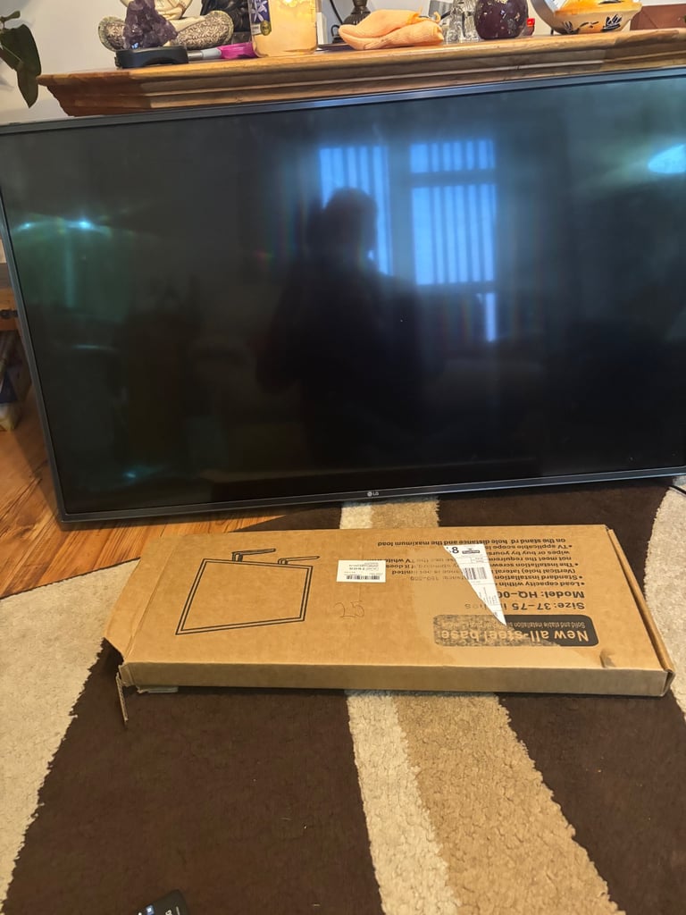 LG 43” Smart TV