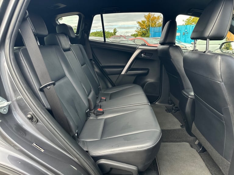 2017 Toyota RAV4 2.0 D-4D Excel TSS 5dr [Nav] 2WD ESTATE Diesel Manual