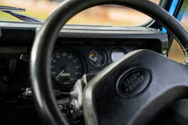 2020 Land Rover Defender 90 Saloon PETROL Manual