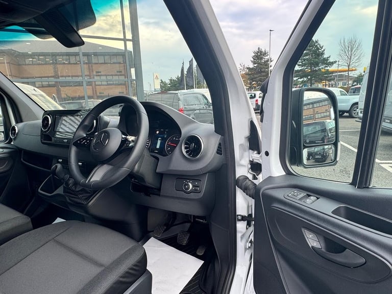 2025 Mercedes-Benz Sprinter 3.5t H2 Pro Van PANEL VAN DIESEL Manual