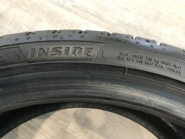 GOODYEAR Eagle F1 Asymmetric 3 RUN FLAT tyre size 275/30 R20 97Y