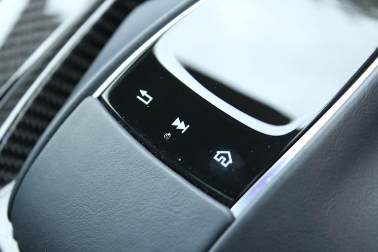  Aston Martin DBX 4.0 V8 707 Auto 4WD Euro 6 (s/s) 5dr Petrol Automatic