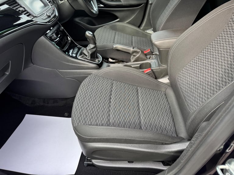 2018 Vauxhall Astra 1.4i Turbo SRi Euro 6 5dr HATCHBACK Petrol Manual