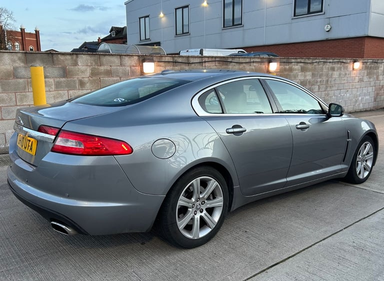 AUTO 2010 JAGUAR XF 3.0 V6 LUXURY 241 BHP 2 KEYS NOT LEON FR X TYPE XJ 530D 330D C350 CDI A45 A6 A5