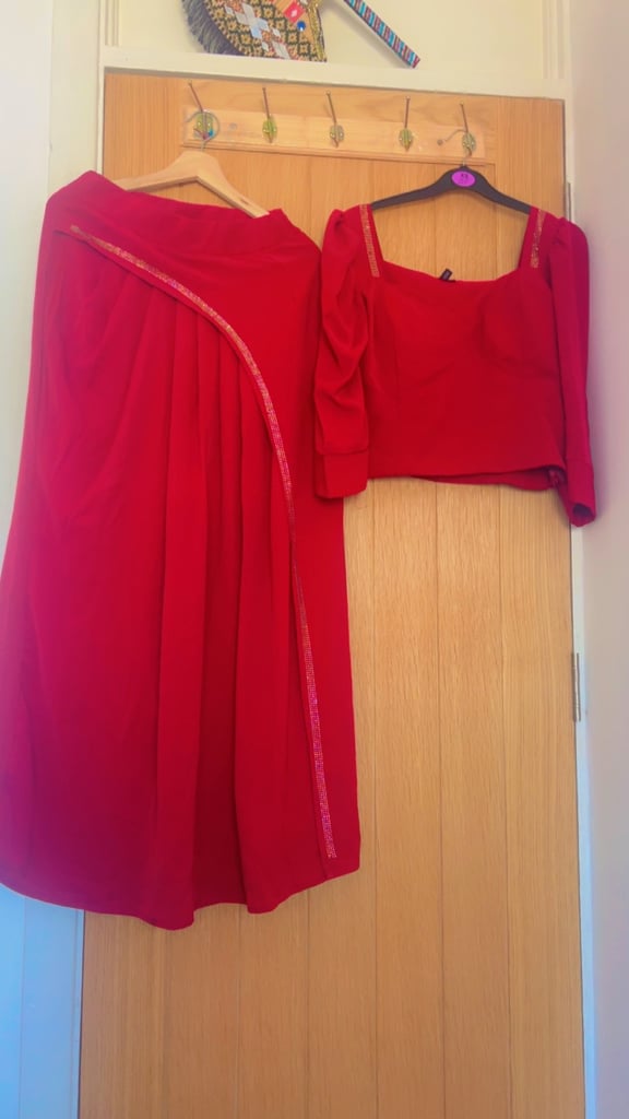Ladies beautiful cod set size 12 to 14 uk