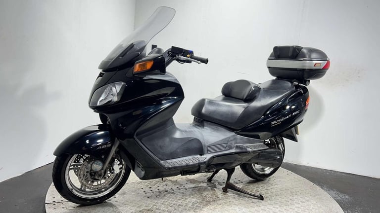 Suzuki Burgman 650 AN 2004 18K NON RUNNING MAXI SCOOTER PROJECT SCOOTER 650CC TW