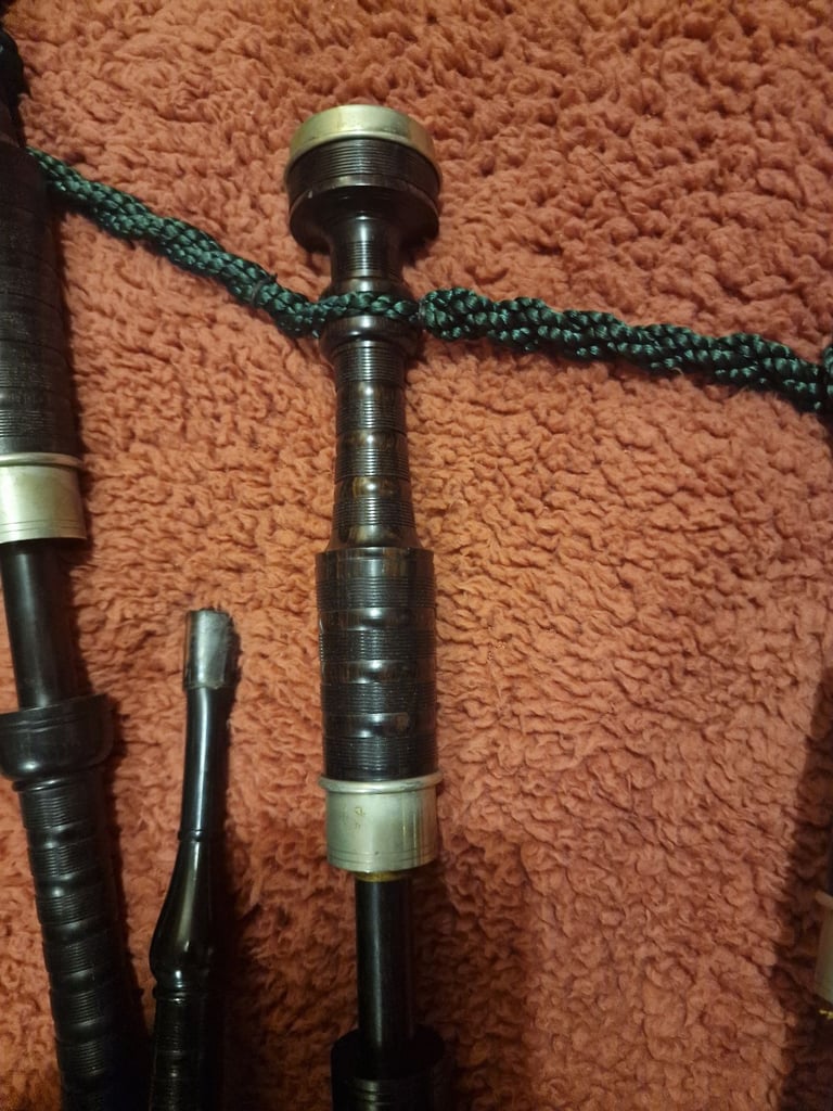 Naills bagpipes