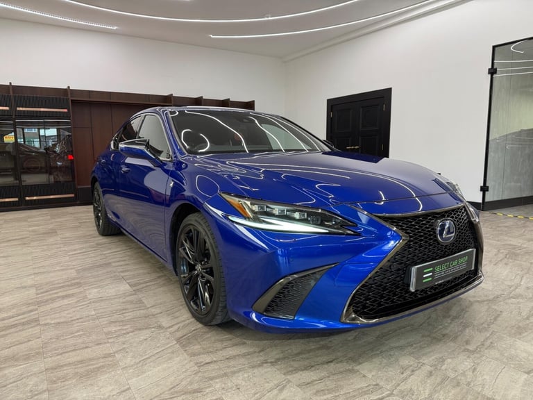 image for 2022 Lexus ES 2.5 300h F Sport E-CVT Euro 6 (s/s) 4dr SALOON Petrol/Electric Hybrid Automatic