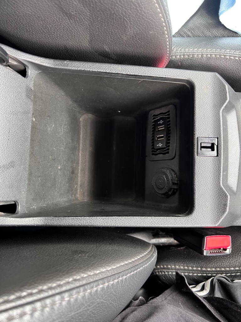 Cadillac, BLS, Estate, 2008, Manual, 1910 (cc), 5 doors