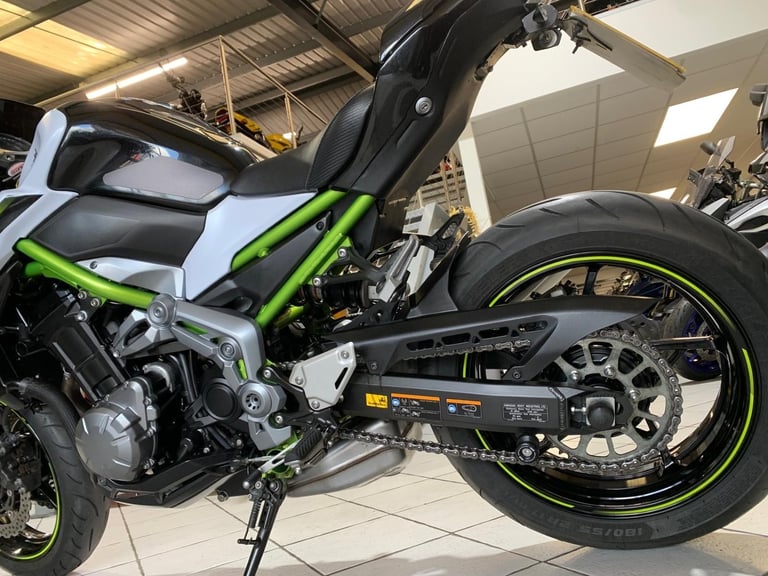 Kawasaki Z900 Performance 2019 