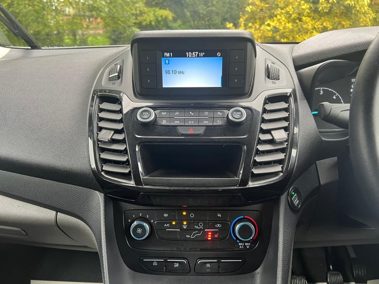 2021 Ford Transit Connect 1.5 EcoBlue 120ps Limited Van FULL COMPREHENSIVE SERVICE HISTORY  PANEL...