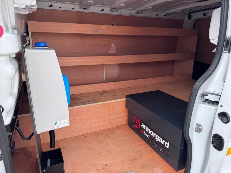 2023 73 Renault Trafic LL30 LWB Advance Van. Aircon. Appleplay. Rear Cam. NAV.