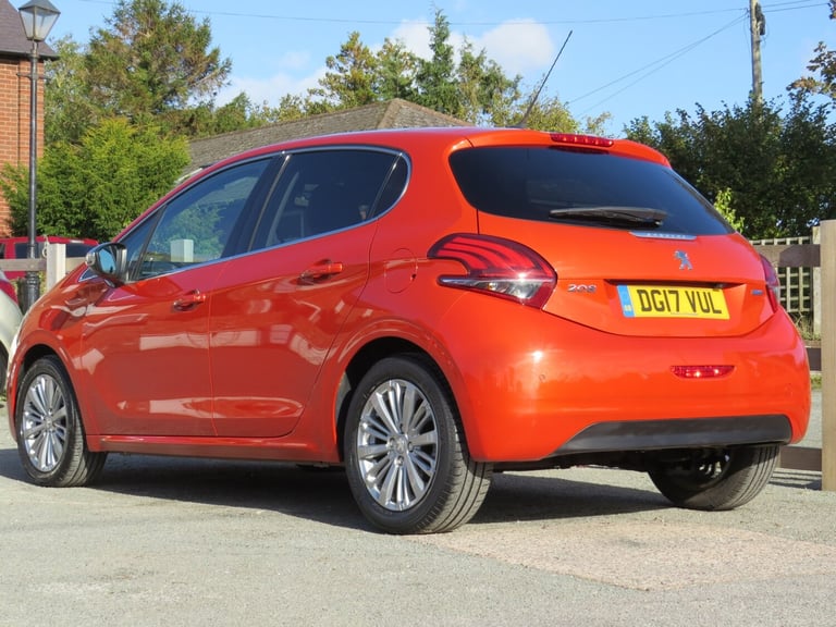 2017 Peugeot 208 1.2 PureTech 110 Allure 5dr EAT6 HATCHBACK Petrol Automatic
