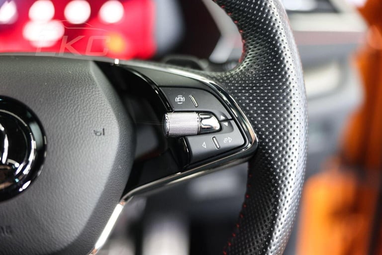 SKODA OCTAVIA 1.4 TSI iV 13kWh vRS DSG Euro 6 (s/s) 5dr 2024