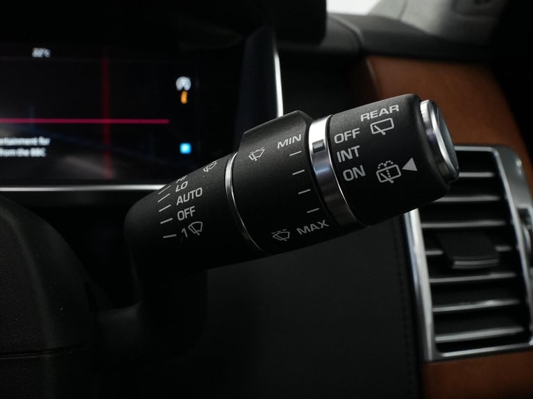 2019 Land Rover Range Rover 3.0 SD V6 Autobiography Auto 4WD Euro 6 (s/s) 5dr ESTATE Diesel Autom...