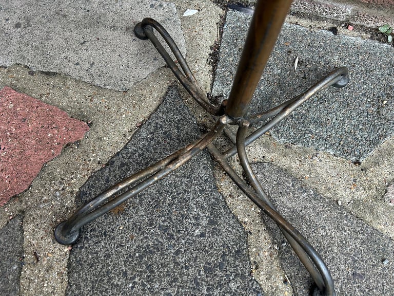 Candle holder